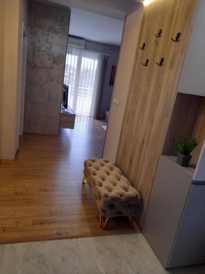 Centar Two Apartment Skopje Luaran gambar