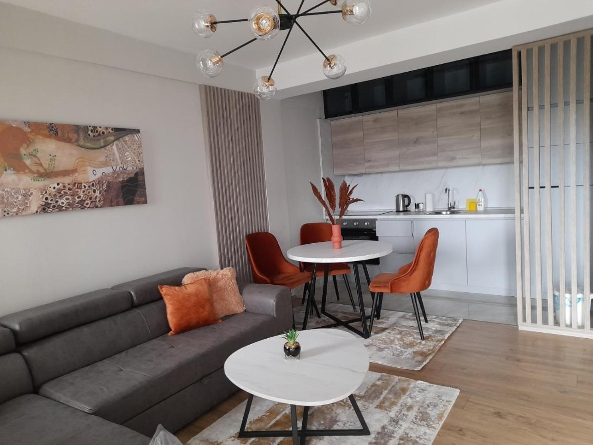 Centar Two Apartment Skopje Luaran gambar