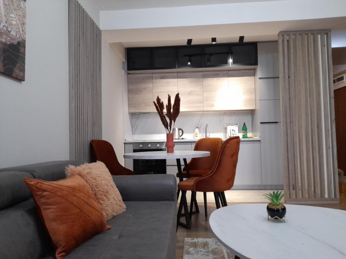 Centar Two Apartment Skopje Luaran gambar